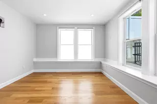 40 Westmoreland St, Boston, MA 02124 - Photo 19
