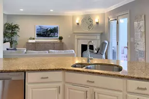 13 Green St, Newton, MA 02458 - Photo 7