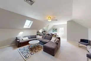 13 Green St, Newton, MA 02458 - Photo 17