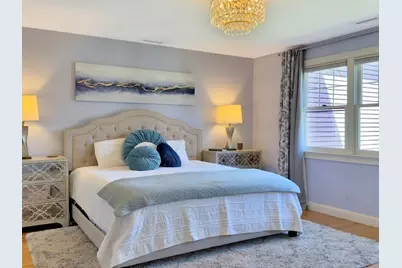 13 Green St #_, Newton, MA 02458 - Photo 11