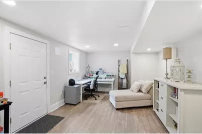 37 Sylvia St, Fairhaven, MA 02719 - Photo 27