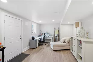 37 Sylvia St, Fairhaven, MA 02719 - Photo 27