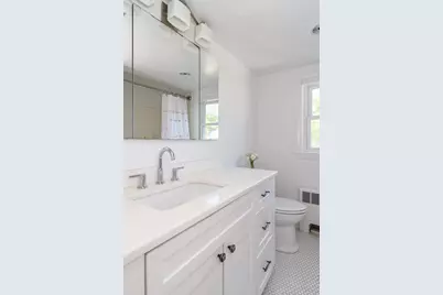 58 Manor Ave, Wellesley, MA 02482 - Photo 17