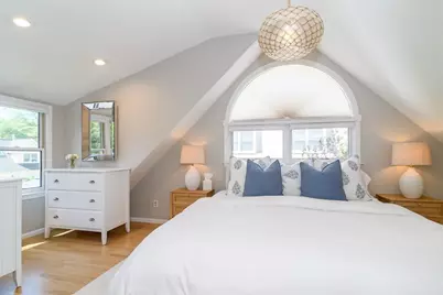 58 Manor Ave, Wellesley, MA 02482 - Photo 13