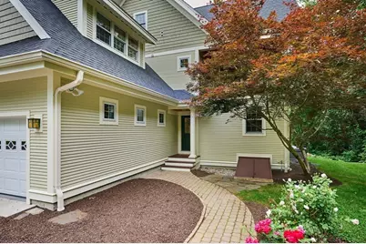 46 Sovereign Way, Northampton, MA 01062 - Photo 37