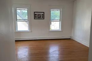 9 Greenwood St, Worcester, MA 01607 - Photo 3
