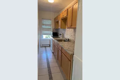 9 Greenwood St #4, Worcester, MA 01607 - Photo 7