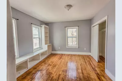 9 Greenwood St #4, Worcester, MA 01607 - Photo 9