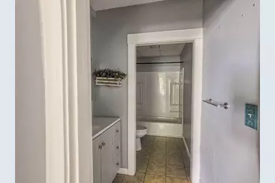9 Greenwood St #4, Worcester, MA 01607 - Photo 13