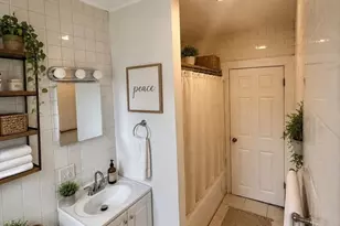 225 Florence St, Boston, MA 02131 - Photo 15