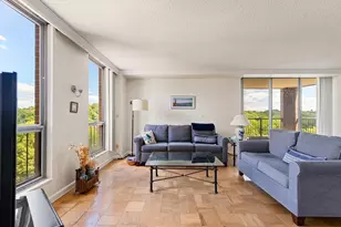 77 Pond Ave, Brookline, MA 02445 - Photo 3