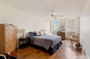 77 Pond Ave, Brookline, MA 02445 - Photo 11