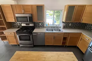 16 Gould Ave, Malden, MA 02148 - Photo 3