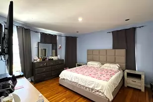 16 Gould Ave, Malden, MA 02148 - Photo 9