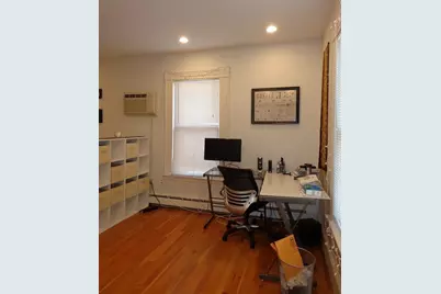 17 Centre St #2R, Cambridge, MA 02139 - Photo 3