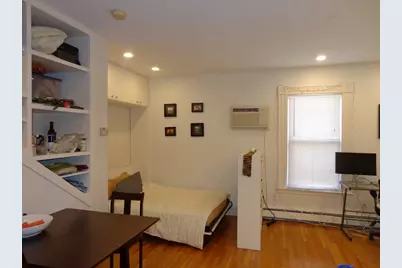 17 Centre St #2R, Cambridge, MA 02139 - Photo 9