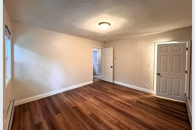 38 Hunting St #2, Cambridge, MA 02141 - Photo 9