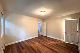 38 Hunting St, Cambridge, MA 02141 - Photo 9