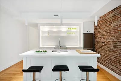 15 Regent Circle #1, Brookline, MA 02445 - Photo 5