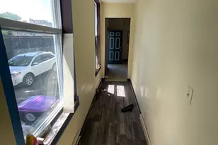 187 Chestnut St, Holyoke, MA 01040 - Photo 11