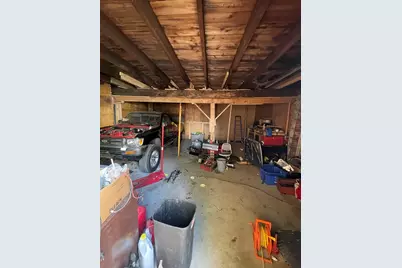 187 Chestnut St, Holyoke, MA 01040 - Photo 5