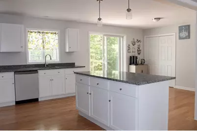 7 Tabor Rd, Uxbridge, MA 01569 - Photo 9