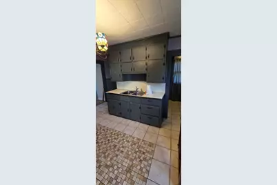 20 Rathburn St, Chicopee, MA 01020 - Photo 7
