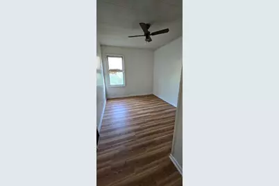 20 Rathburn St, Chicopee, MA 01020 - Photo 11