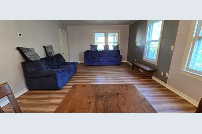 20 Rathburn St, Chicopee, MA 01020 - Photo 9