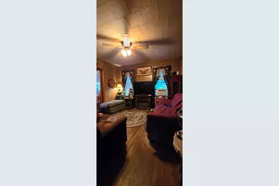 20 Rathburn St, Chicopee, MA 01020 - Photo 15