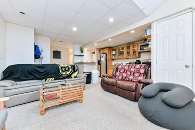 748 E 3rd #A, Boston, MA 02127 - Photo 5