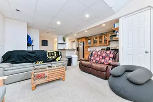 748 E 3rd, Boston, MA 02127 - Photo 5