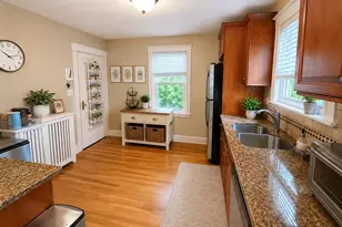 71 Beechcroft St, Boston, MA 02135 - Photo 9