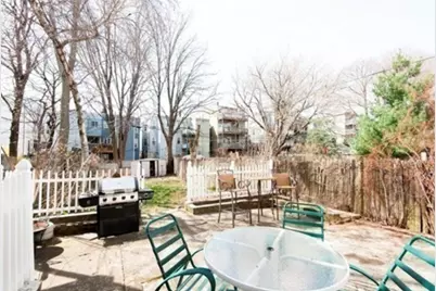 837.5 E 2nd St #1, Boston, MA 02127 - Photo 11