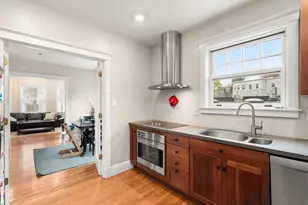 136 Appleton St, Cambridge, MA 01238 - Photo 3