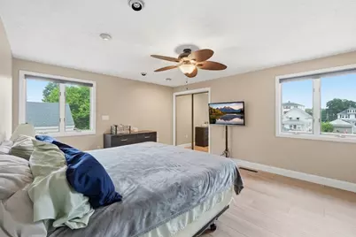 12 Lawrence St, Milford, MA 01757 - Photo 13