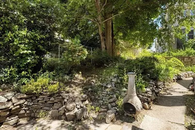 15 Fairfax St, Boston, MA 02124 - Photo 35