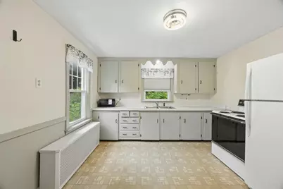 29 Courtland Street, Worcester, MA 01602 - Photo 11