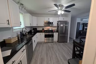 86 Edwards St, Fitchburg, MA 01420 - Photo 3