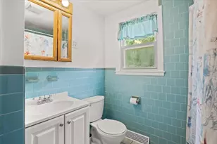 339 Auburn St, Bridgewater, MA 02324 - Photo 19