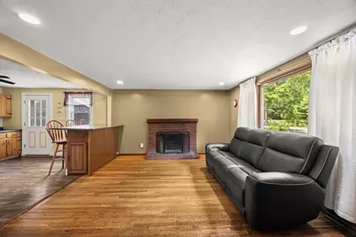 339 Auburn St, Bridgewater, MA 02324 - Photo 9