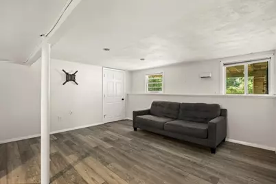 339 Auburn St, Bridgewater, MA 02324 - Photo 21