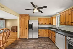 339 Auburn St, Bridgewater, MA 02324 - Photo 3