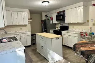 192 W Main St, Northborough, MA 01532 - Photo 3