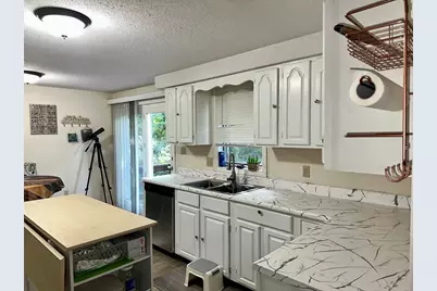 192 W Main St #192, Northborough, MA 01532 - Photo 11