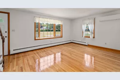 1534 Donohue Rd, Chicopee, MA 01020 - Photo 11