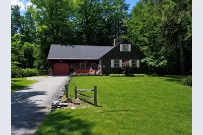 26 Oak Hill Road, Greenfield, MA 01301 - Photo 3