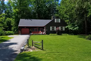 26 Oak Hill Rd, Greenfield, MA 01301 - Photo 3