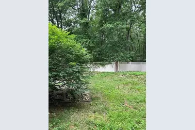 31 Golden Dr, Northampton, MA 01062 - Photo 31