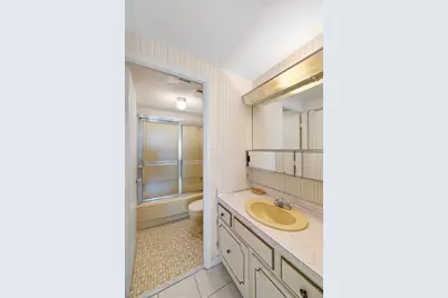 402 Paradise Rd #U: 3Q, Swampscott, MA 01907 - Photo 23